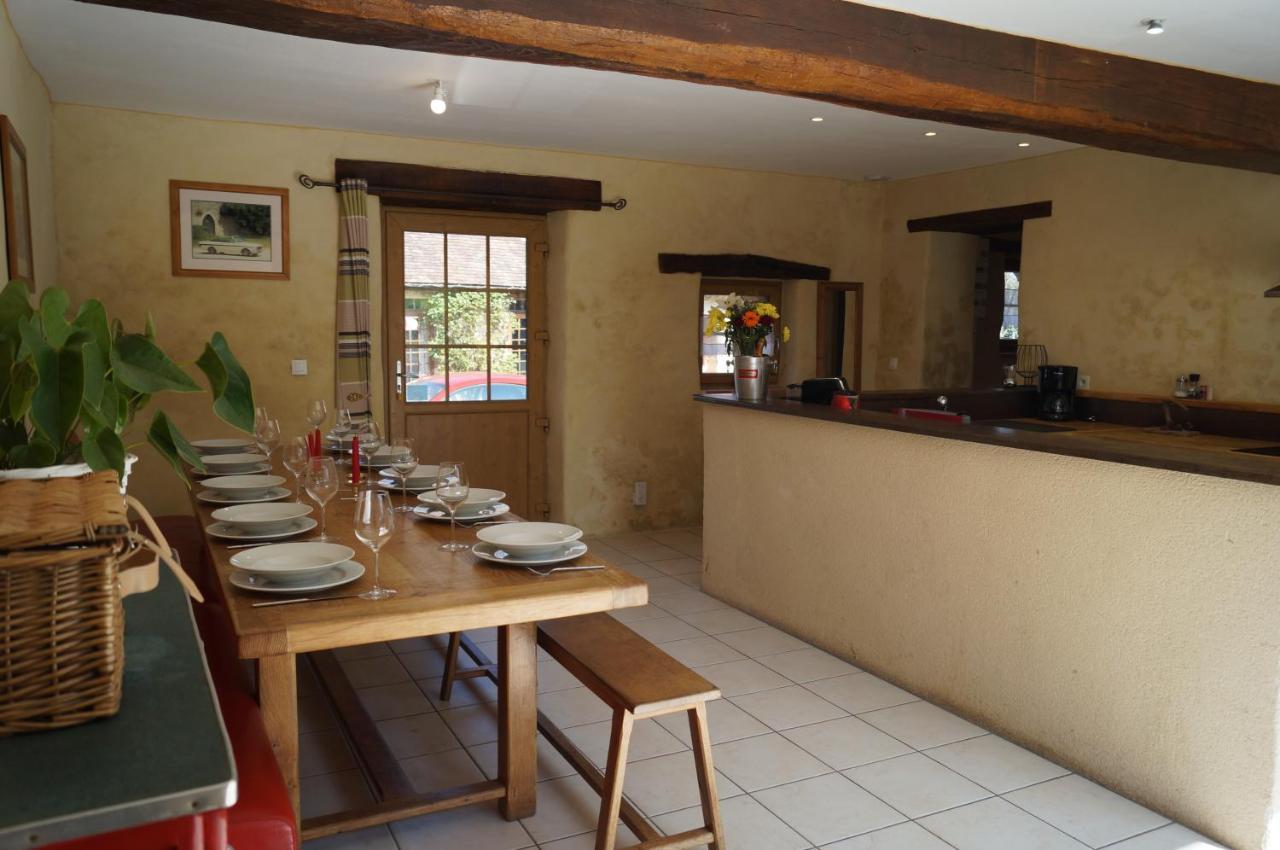 24H Le Mans - Les Haies Gite, Near Le Mans Circuit Villa Coulans-sur-Gee Bagian luar foto