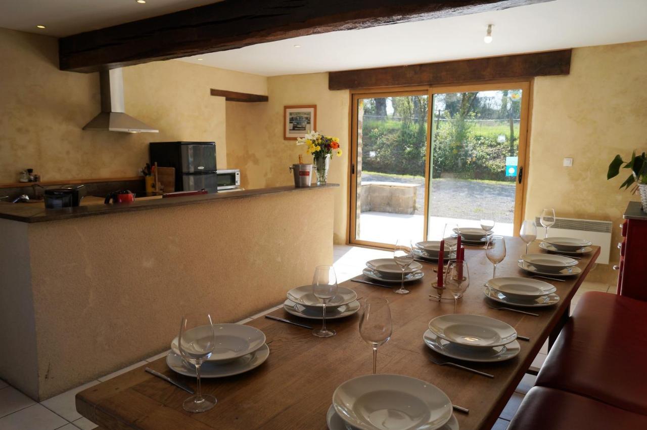 24H Le Mans - Les Haies Gite, Near Le Mans Circuit Villa Coulans-sur-Gee Bagian luar foto