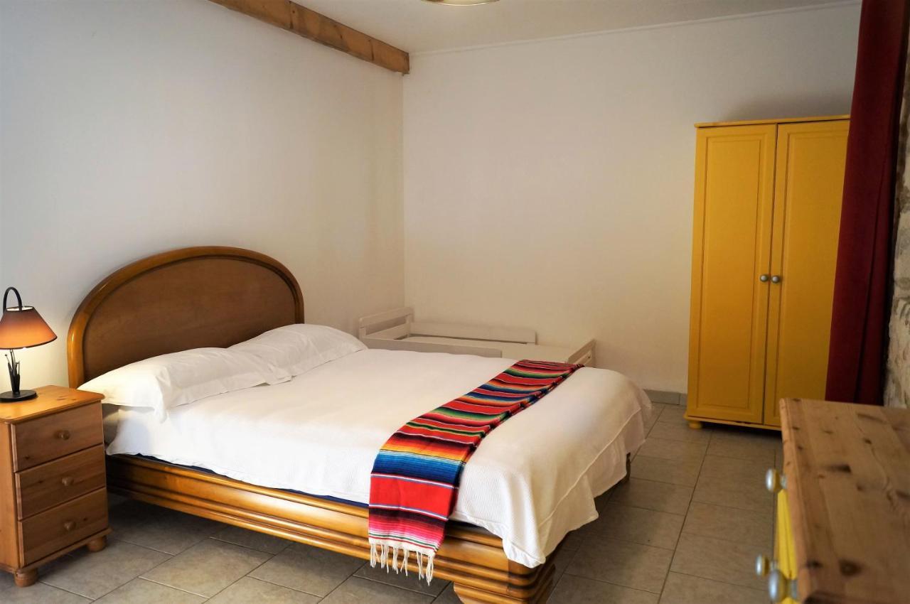 24H Le Mans - Les Haies Gite, Near Le Mans Circuit Villa Coulans-sur-Gee Bagian luar foto